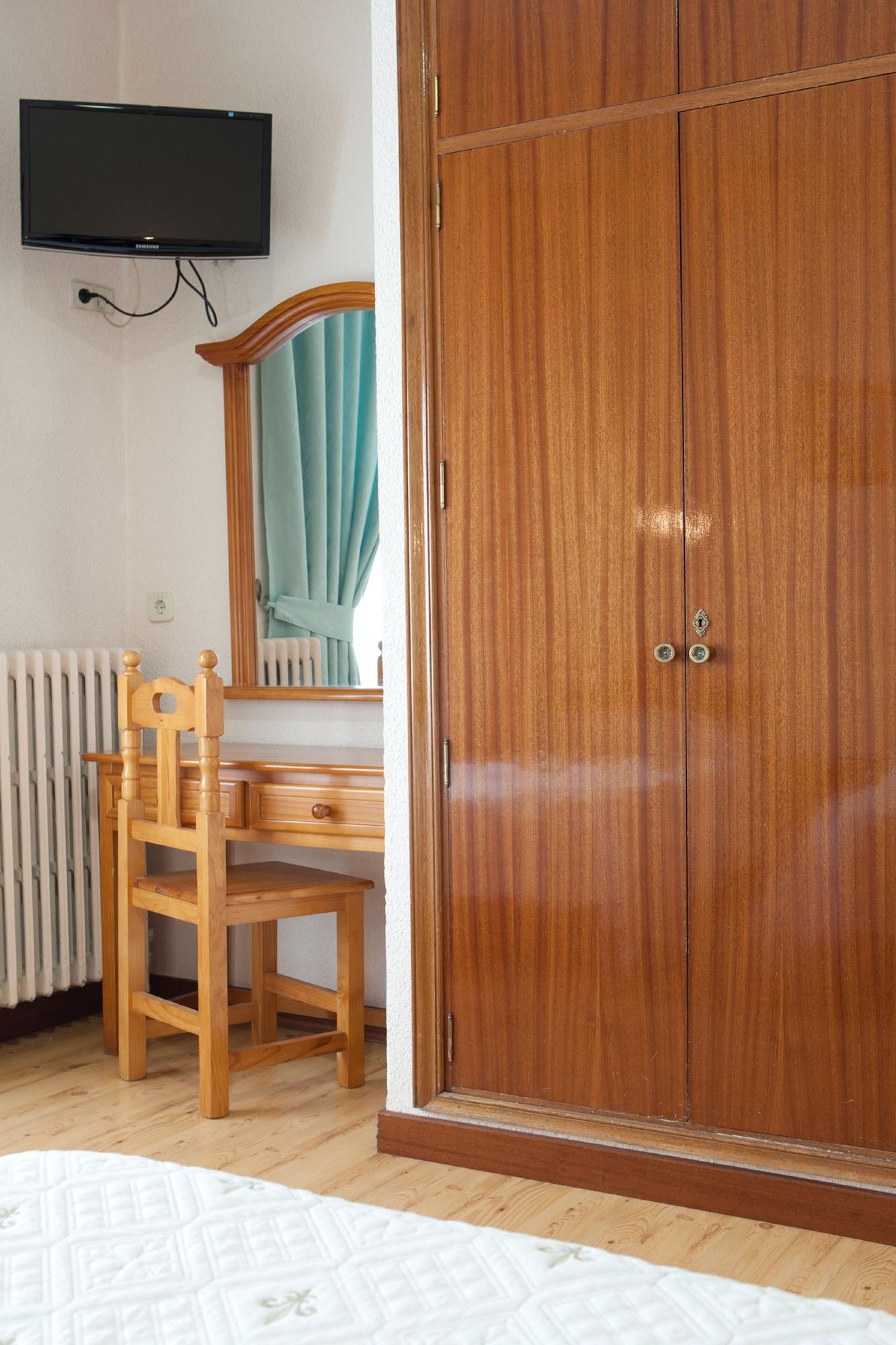 Hostal Zamora Madrid Exterior photo