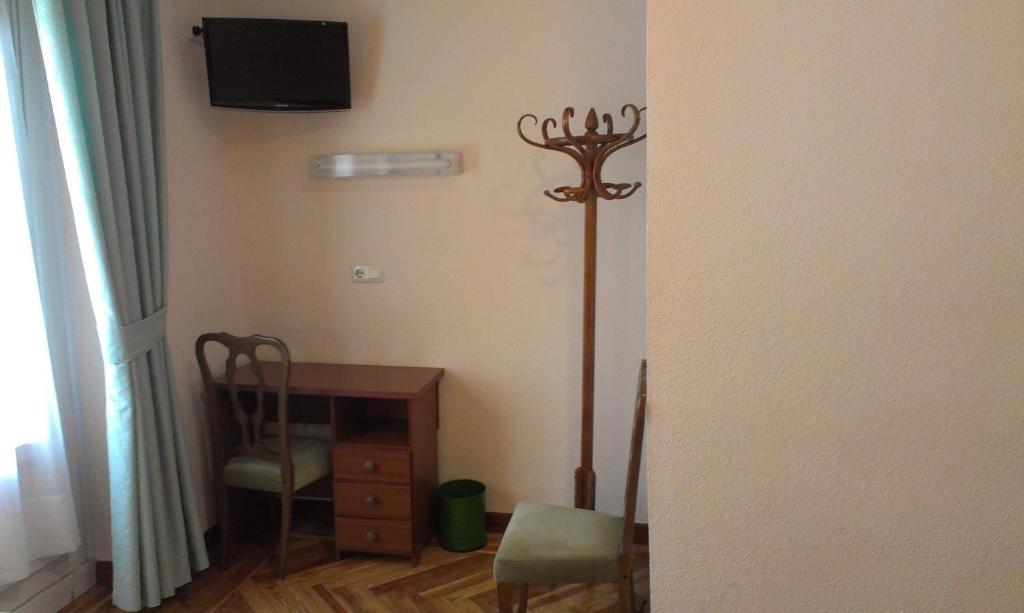 Hostal Zamora Madrid Room photo